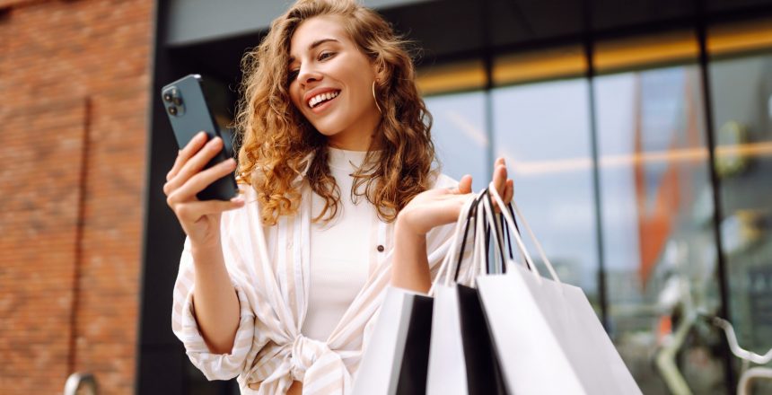 woman shopping, retail intent data, woman online shopping, woman showing retail intent